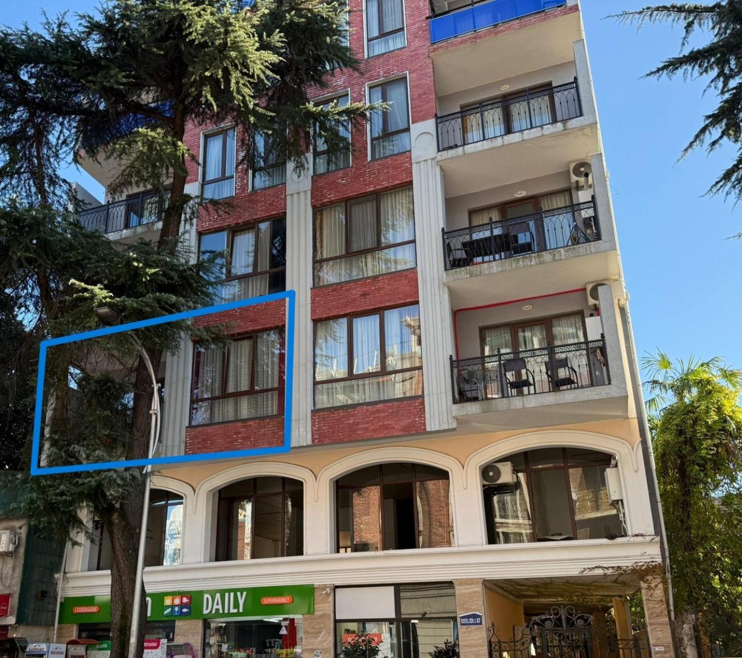 Karvi Hostel & Suites Batumi Exterior photo